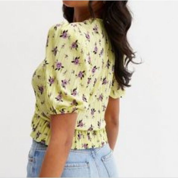 New Look Delicate Pale Yellow Ruched Tie Front Crop Top US Size 12 - Picture 2 of 7